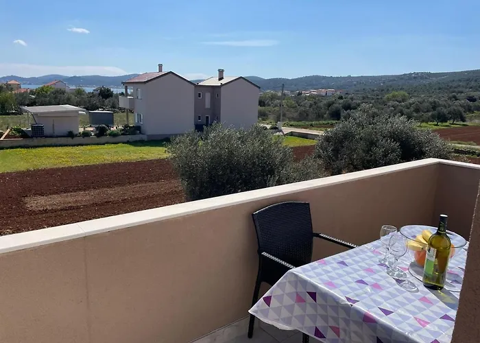 Lägenhet Regina Pašman